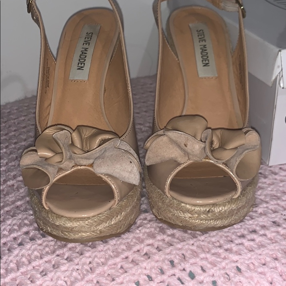 Shoes - Picture 2 of 3